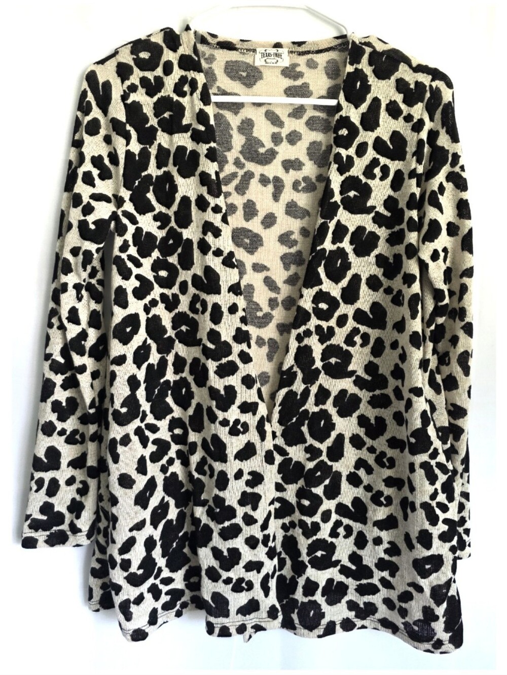 TEXAS TRUE THREADS Leopard Cardigan Sweater S